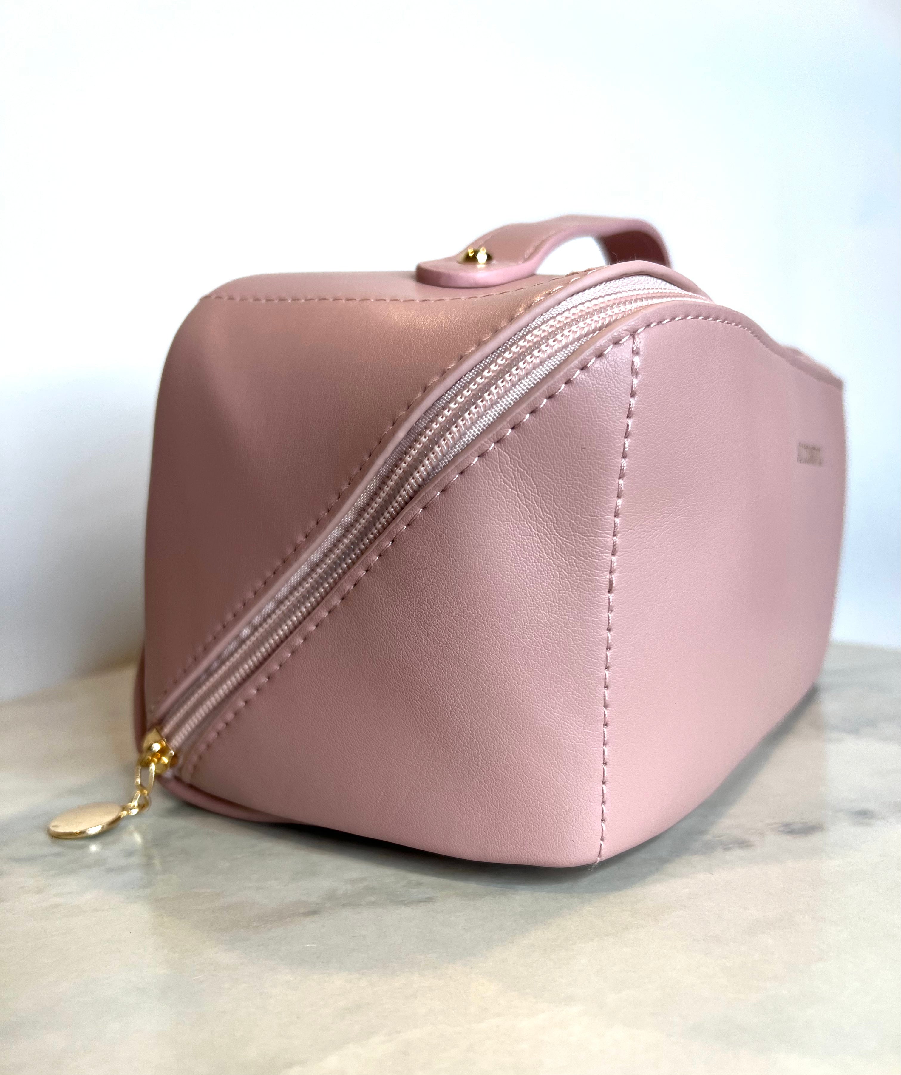 JAZ Cosmetics Bag in Pink