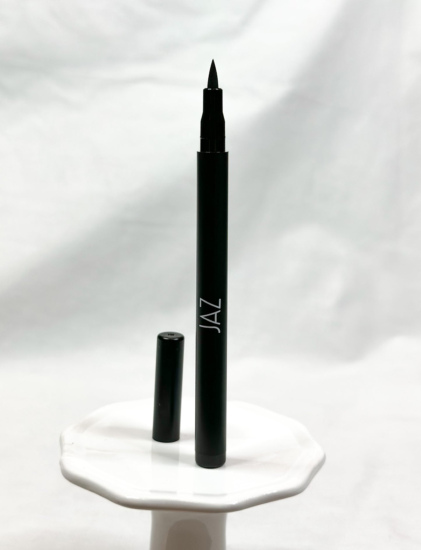 Onyx Waterproof Liquid Eye Liner Pen