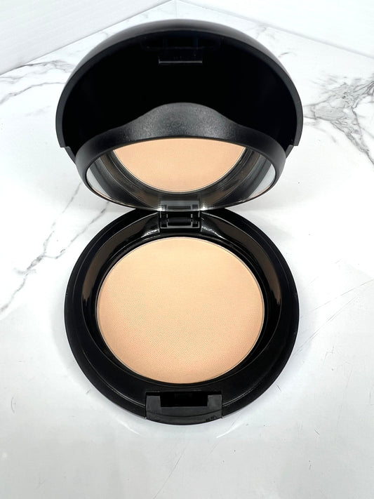 Antique Beige Powder Foundation